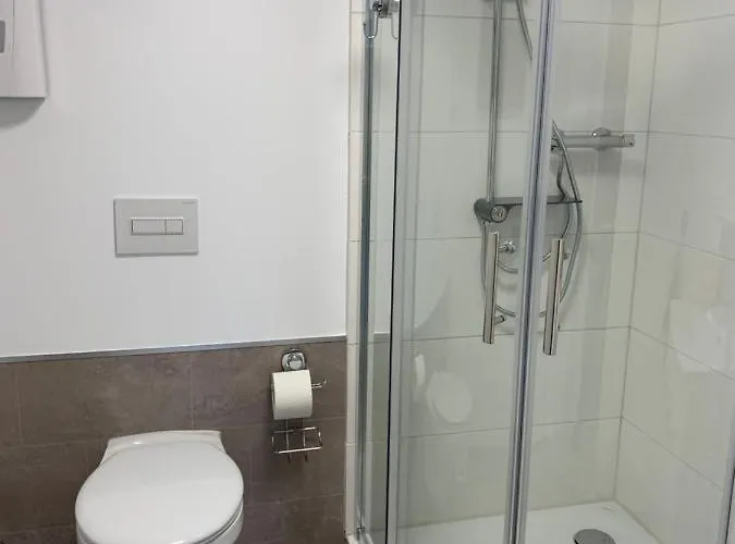 Unikum Guest house 3*